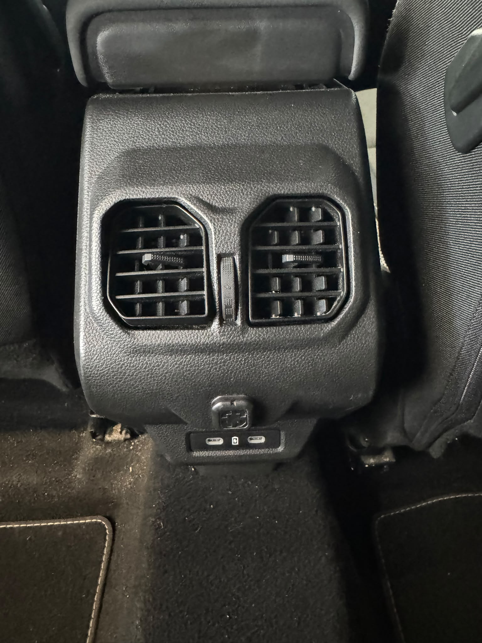 Dacia BIGSTER JOURNEY 4X2 foto 13